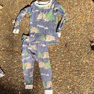 Burt's Bees winter PJ set 3t and 5t